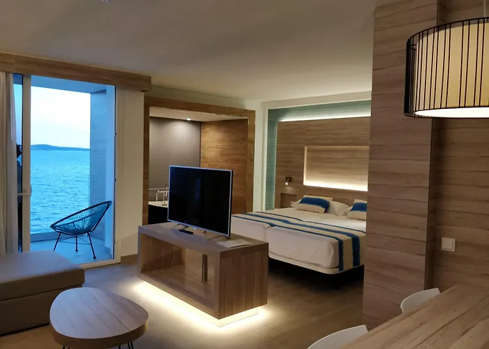 Sol Bahía Ibiza Suites